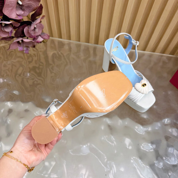 Valentino Royal Sandal 11.5cm White Blue Leather 702273
