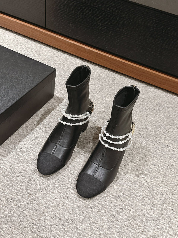 CC MARY JANE SHOES THREE STRAPS BLACK LAMBSKIN WITH GOLD HARDWARE