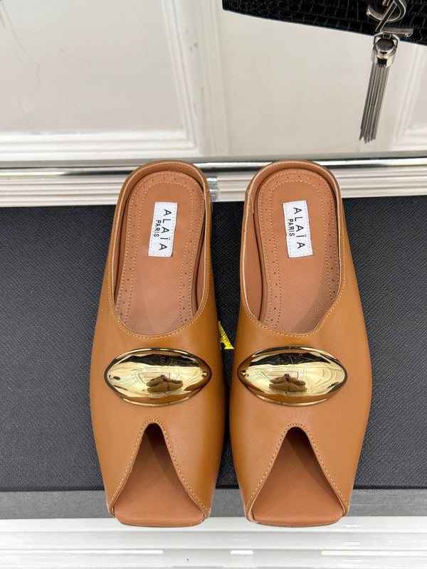 Alaia Slipper With Gold Hardware Brown Calfskin 293202