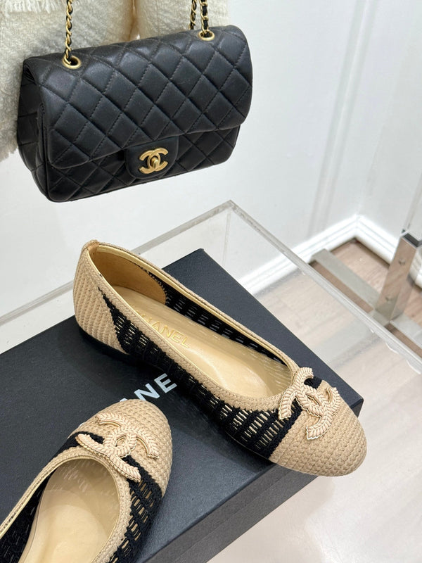 CC 25P Hollow Double C Ballet Flats 15mm Beige Black Raffia 265640