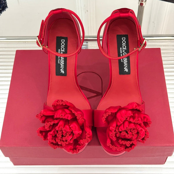 DC 24 Keira Floral-Appliqué Sandals Red Sheepskins & Cowhide 304709