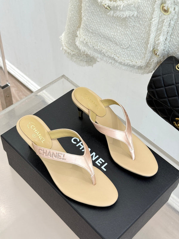 CC 2026 Thong Sandal 5.5cm Beige Satin 825792