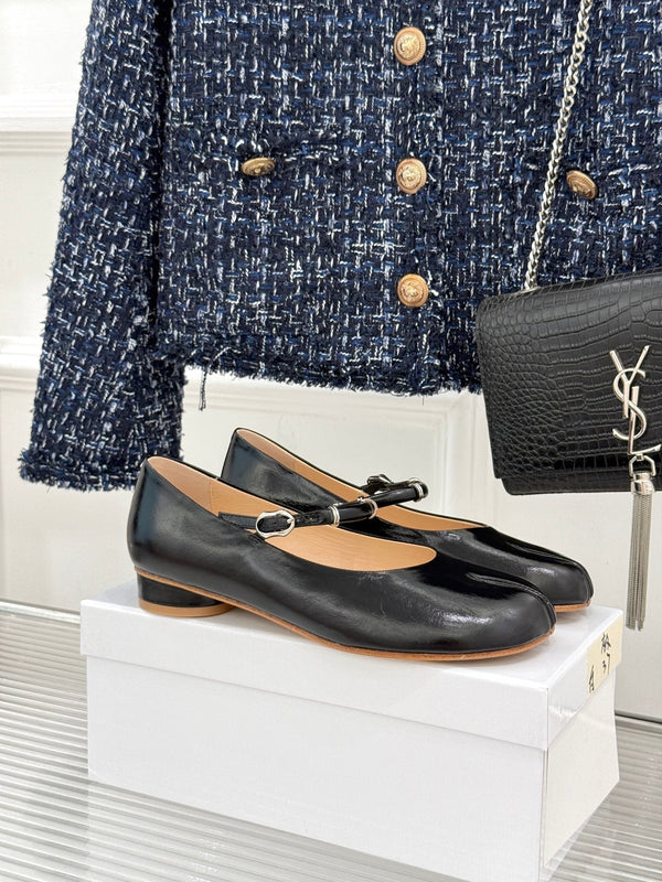 MM6 26s Tabi Mary Jane Ballerina Flats Black Sheepskin 991560