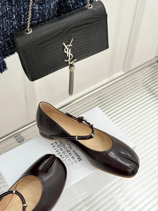 MM6 26s Tabi Mary Jane Ballerina Flats Chocolate Leather 991561