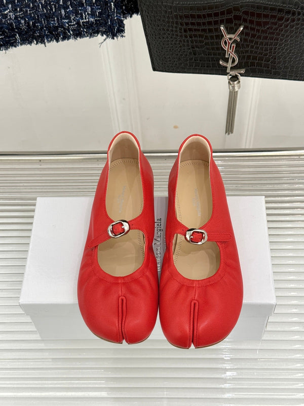 MM6 26s Tabi Mary Jane Ballerina Flats Red Leather 991569