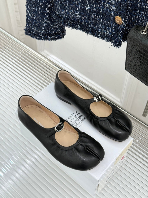 MM6 26s Tabi Mary Jane Ballerina Flats Black Leather 991570