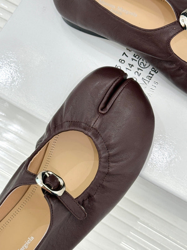 MM6 26s Tabi Mary Jane Ballerina Flats Dark Brown Leather 991571