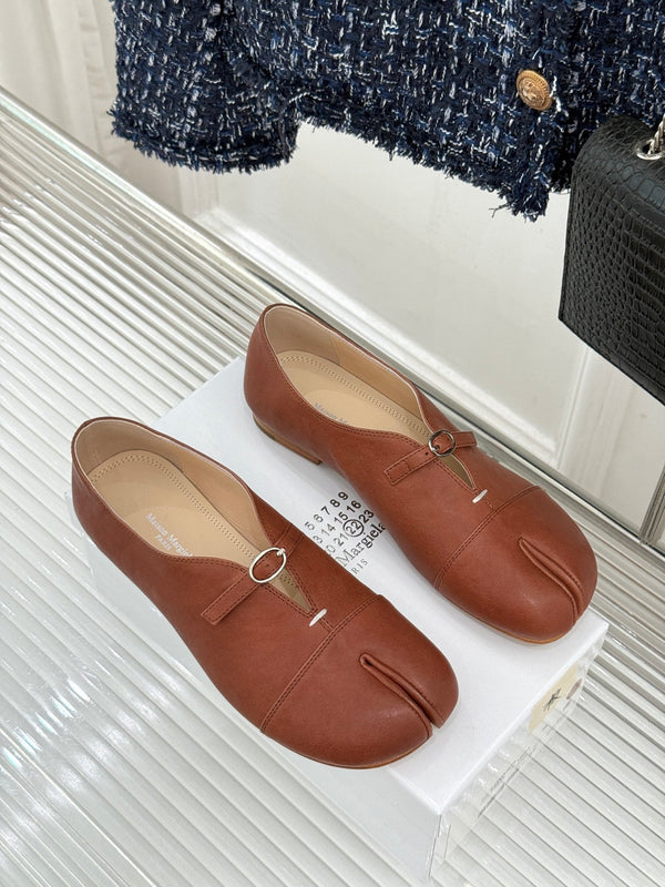 MM6 26s Split-Toe Mary Jane Tan Brown Leather 991573