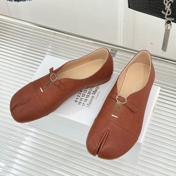 MM6 26s Split-Toe Mary Jane Tan Brown Leather 991573