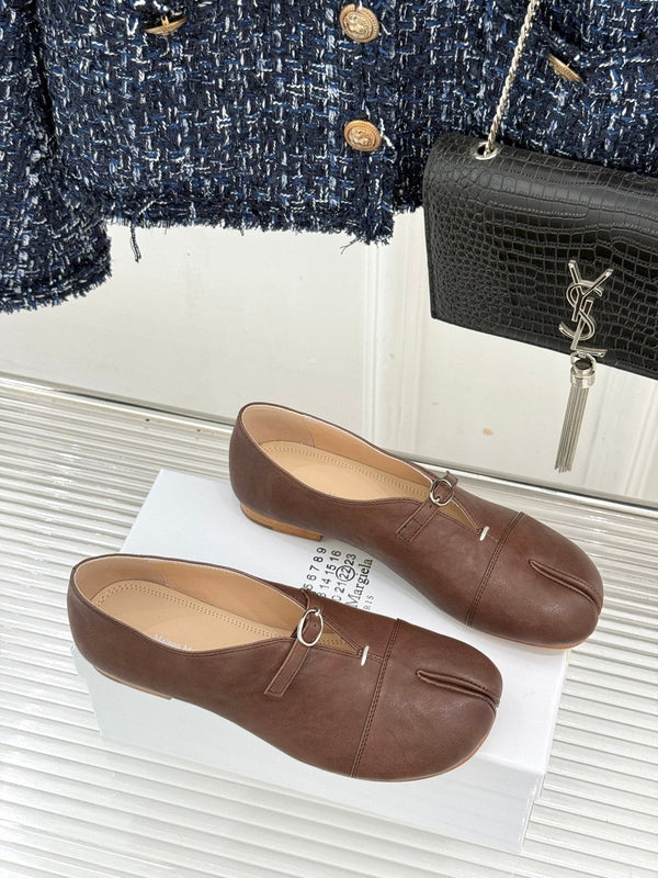 MM6 26s Split-Toe Mary Jane Brown Leather 991575