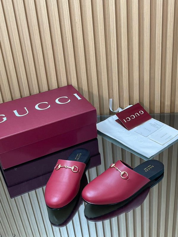 Gucci 25 Horsebit Mule Red Gold Cowhide 563084