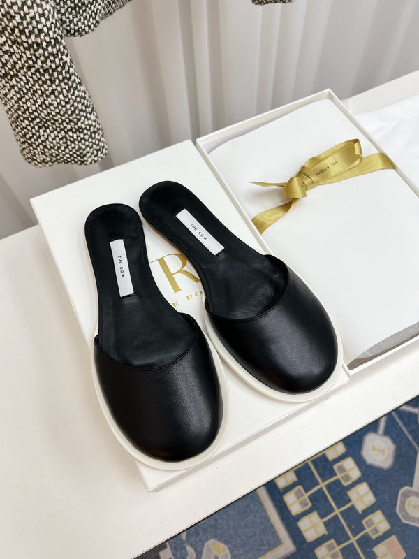 The Row Semi Slippers Black Sheepskin 827477