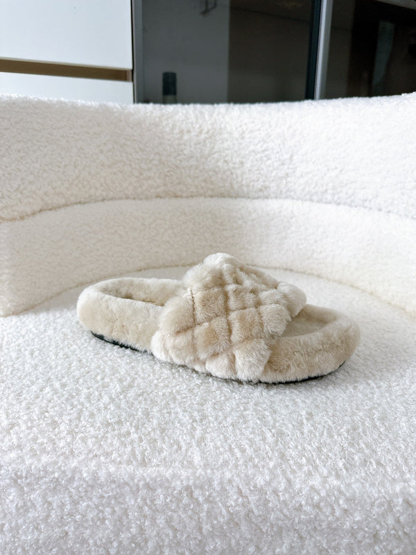 CC 25s Slippers 50mm Beige Wool 433605
