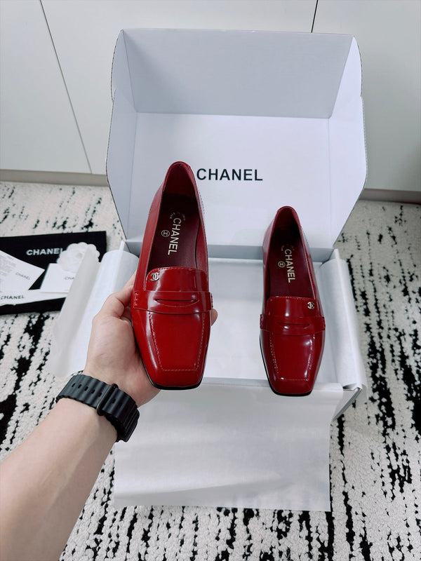 CC AW26 Moccasins Flat Red Shiny Leather 942471