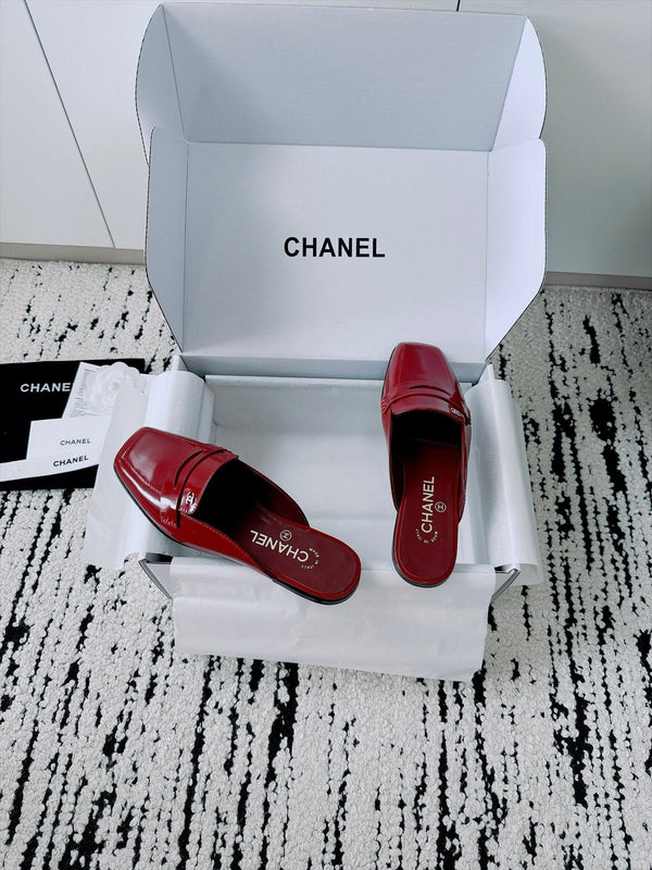 CC AW26 Mocassins Mule Burgundy Shiny Leather 942470