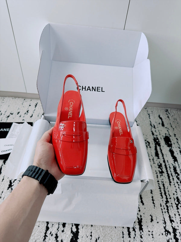 CC AW26 Mocassins Slingback Loafers Red Shiny Leather 942467