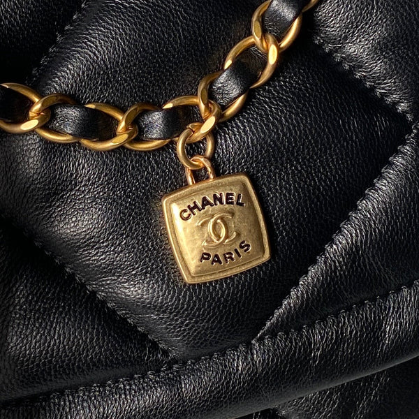 CC 26s Flap Bag 45cm In Black Lambskin With Gold Hardware