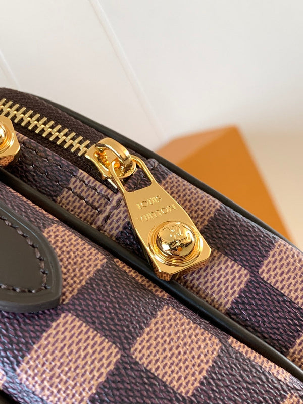 LV Amazone Cross-body Bag 13.5cm Brown Damier Phriendship Canvas
