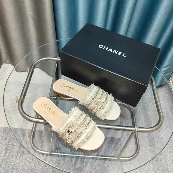 CC 25 Mule Raffia Strass
