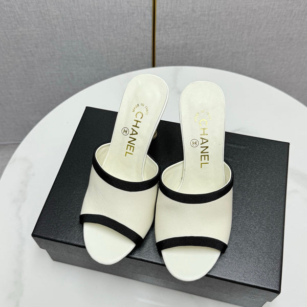 CC 25 High Heel Slippers 85mn White Black Sheepskin 368789