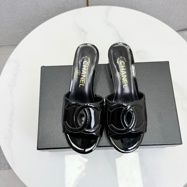 CC 26s Block Heel Sandals 4cm Black Patent Calfskin
