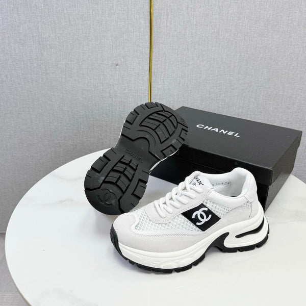 CC 26s Runners Sneakers White Mesh Suede Suede
