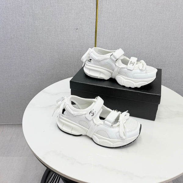CC 26s Casual Sneakers White Leather Mesh 865835