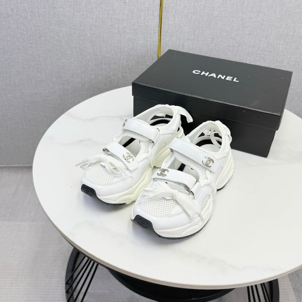 CC 26s Casual Sneakers White Leather Mesh 865835