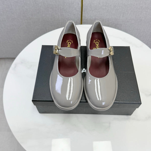 CC 26s Mary Jane Flats Grey Patent Leather 904493