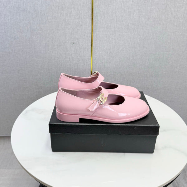CC 26s Mary Jane Flats Light Pink Patent Leather 904496