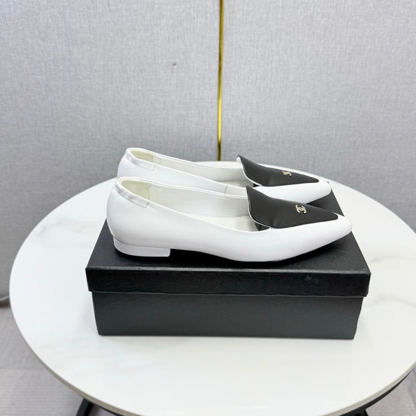 CC 26s Pointed Loafers Black White Sheepskin 972787