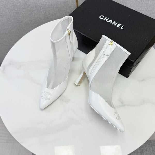 CC 26s Pointed-Toe Stiletto Ankle Boots White Sheepskin Mesh 972788