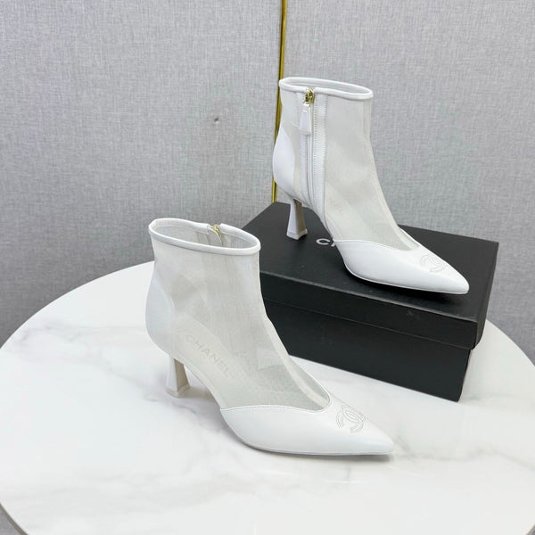 CC 26s Pointed-Toe Stiletto Ankle Boots White Sheepskin Mesh 972788