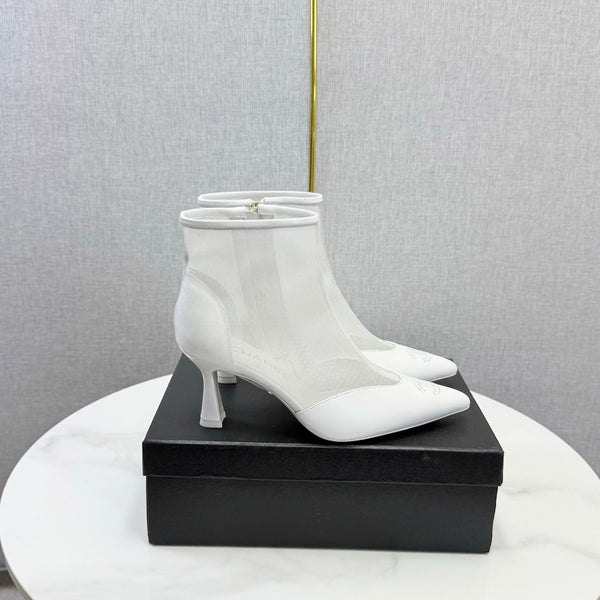 CC 26s Pointed-Toe Stiletto Ankle Boots White Sheepskin Mesh 972788