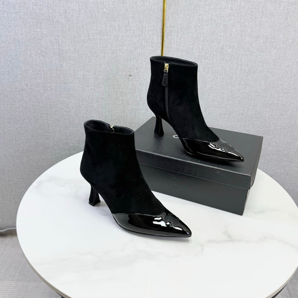 CC 26s Pointed-Toe Stiletto Ankle Boots Black Suede 972792