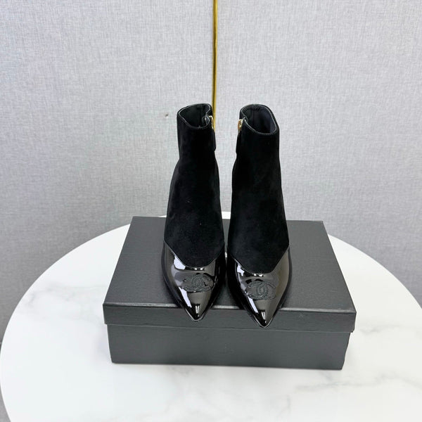 CC 26s Pointed-Toe Stiletto Ankle Boots Black Suede 972792