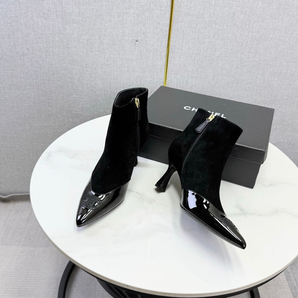 CC 26s Pointed-Toe Stiletto Ankle Boots Black Suede 972792