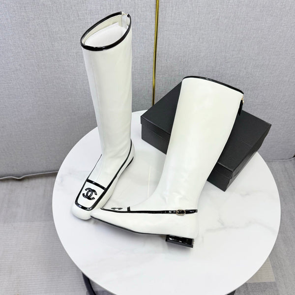 CC 26s Square Toe Low Heel Long Boots Black White Sheeepskin 972802