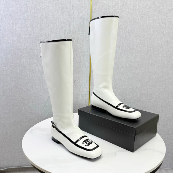 CC 26s Square Toe Low Heel Long Boots Black White Sheeepskin 972802