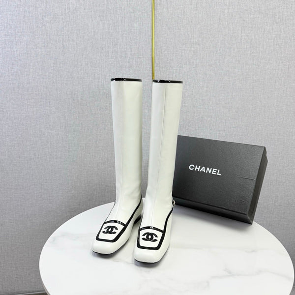 CC 26s Square Toe Low Heel Long Boots Black White Sheeepskin 972802