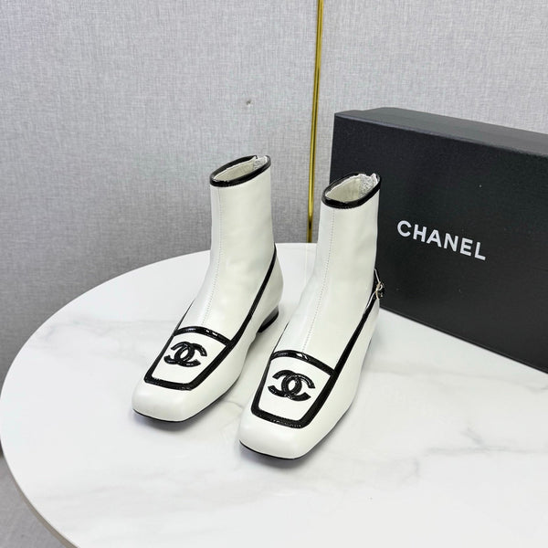 CC 26s Square Toe Low Heel Boots Black White Sheeepskin 972806