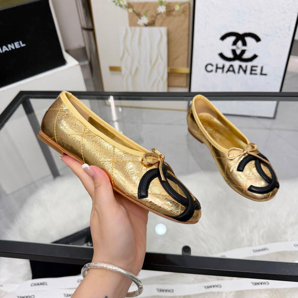 CC 26s Coco Beach Ballet Flats Gold Metalic Leather 872865