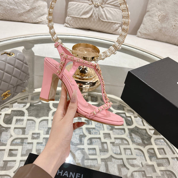 CC 26s Chain T-Strap Charm Sandals 8.5cm Light Pink Lambskin 736120