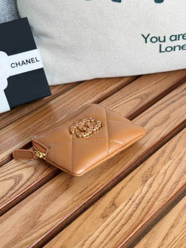 cc 19 zipped coin purse 11cm brown lambskin gold hardware