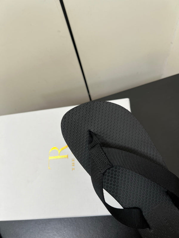 The Row Dune Flatform Thong Sandal In Black Rubber And Black Canvas 340028