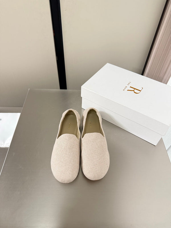 TR Casa Ballet Flat Cream Canvas 872476