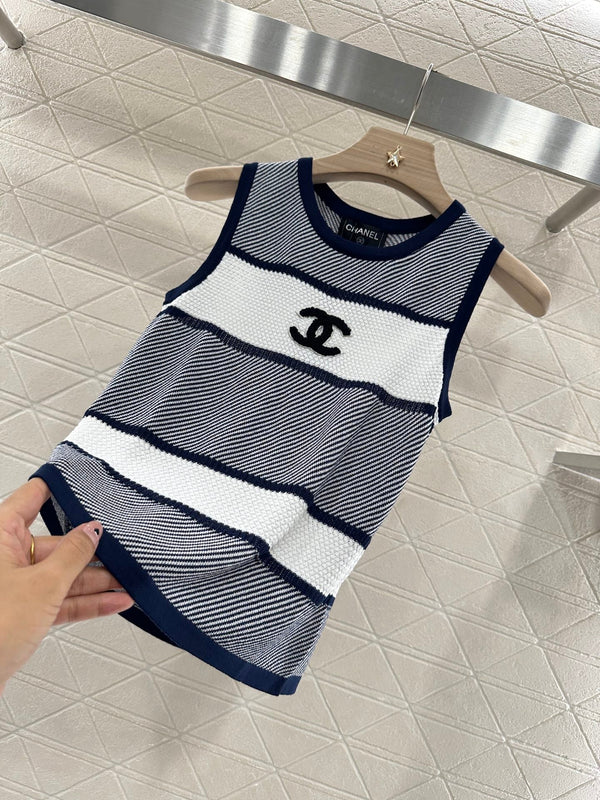 Chanel 25 Tank Top Black White Patchwork Knitted Crewneck