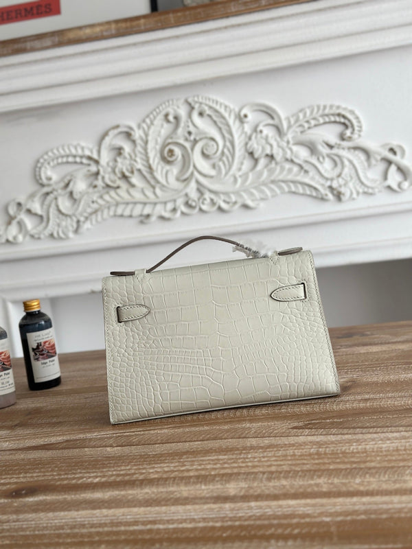 HM 26s Kelly Mini 22cm Milky White Croc Embossed Calfskin