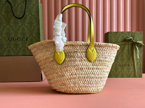 SMALL TOTE BAG 20 WITH LOGO IN NATURAL-COLORED STRAW AND YELLOW CALFSKIN HANDLE