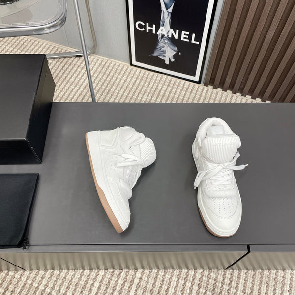 HIGH-TOP SNEAKERS IN WHITE CALFSKIN